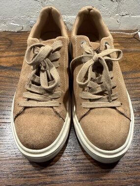 Steve Madden Tan Suede Lace-Up Sneakers